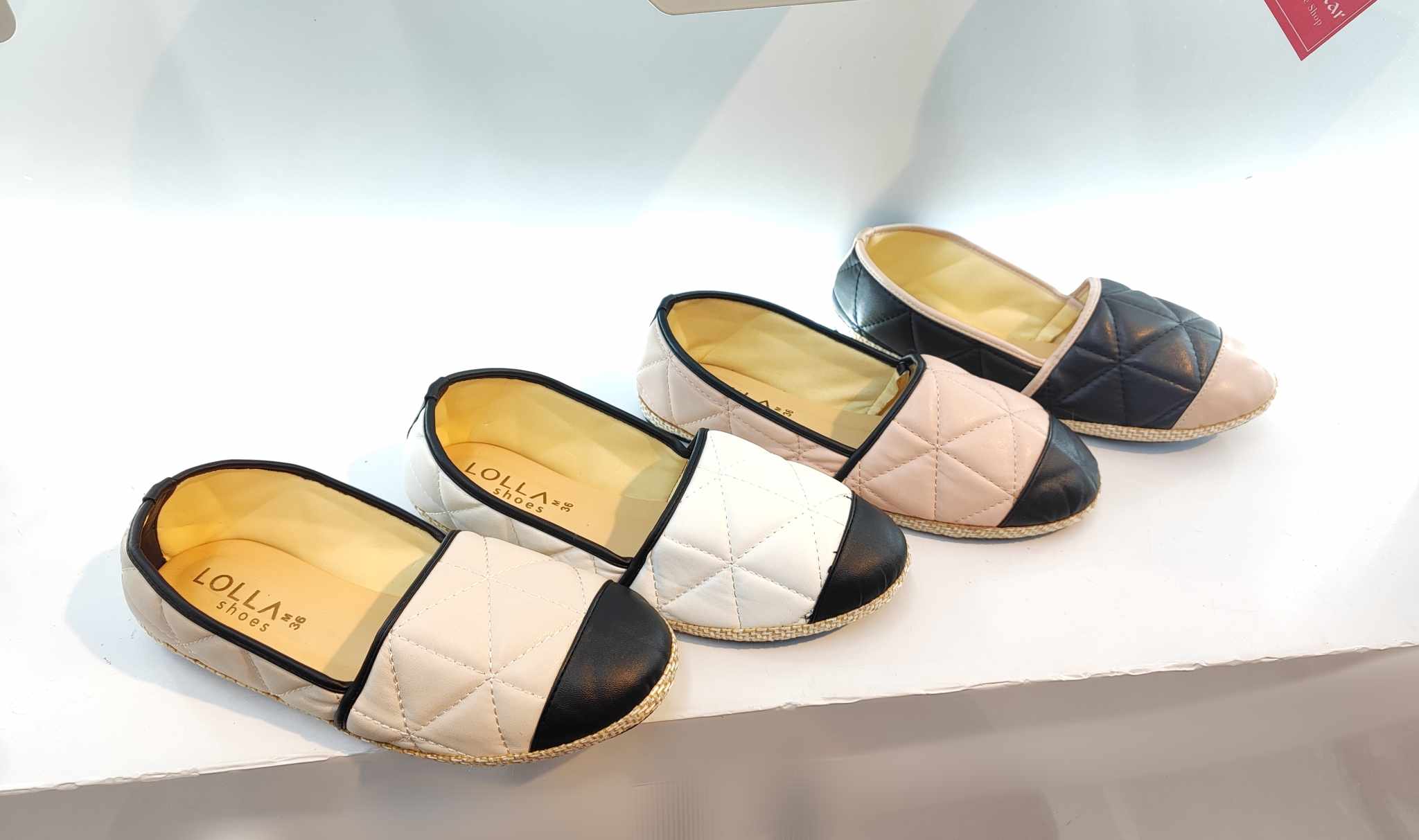 Lolla M438 Big Paung Ei Flat Shoe - Image 7