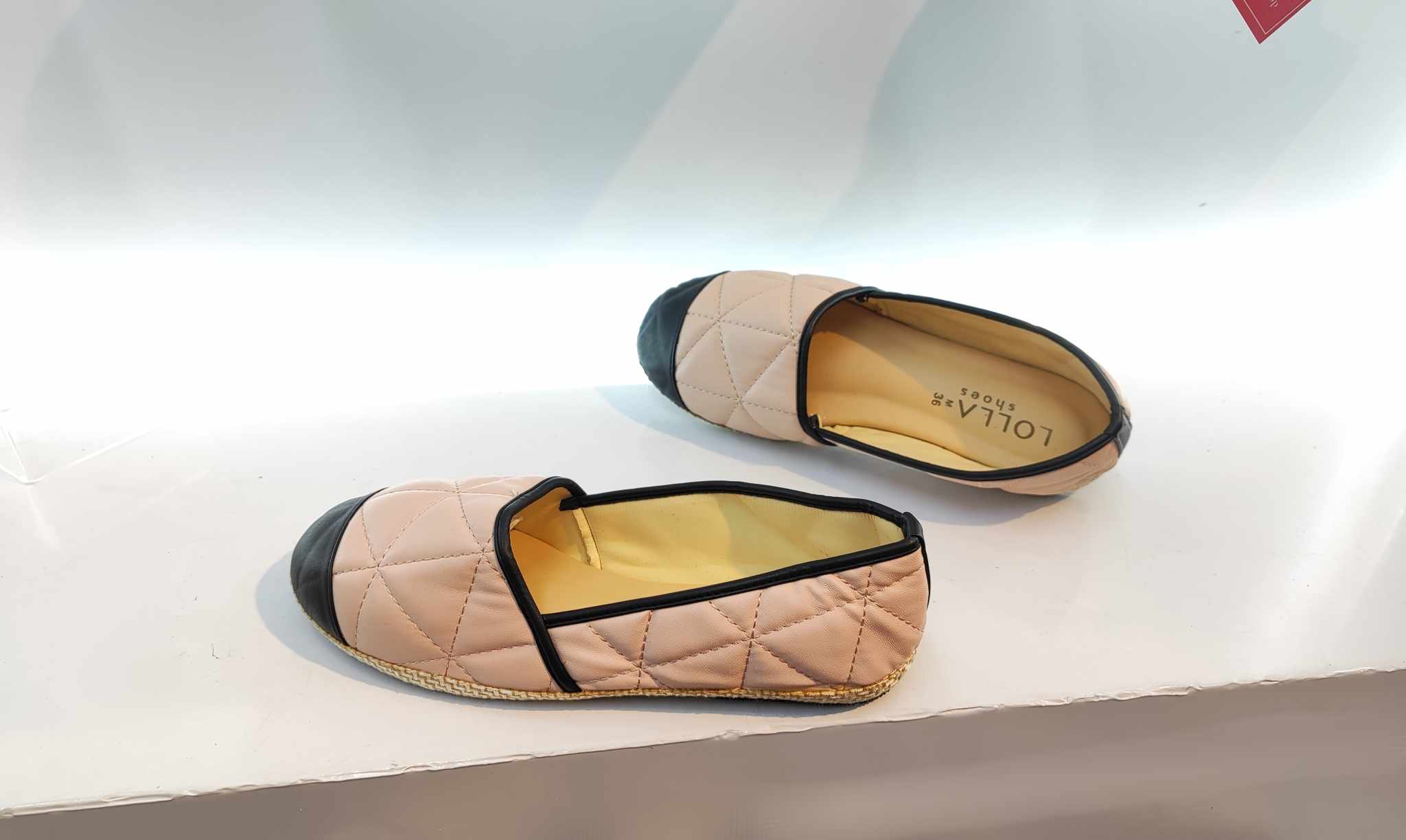 Lolla M438 Big Paung Ei Flat Shoe - Image 10
