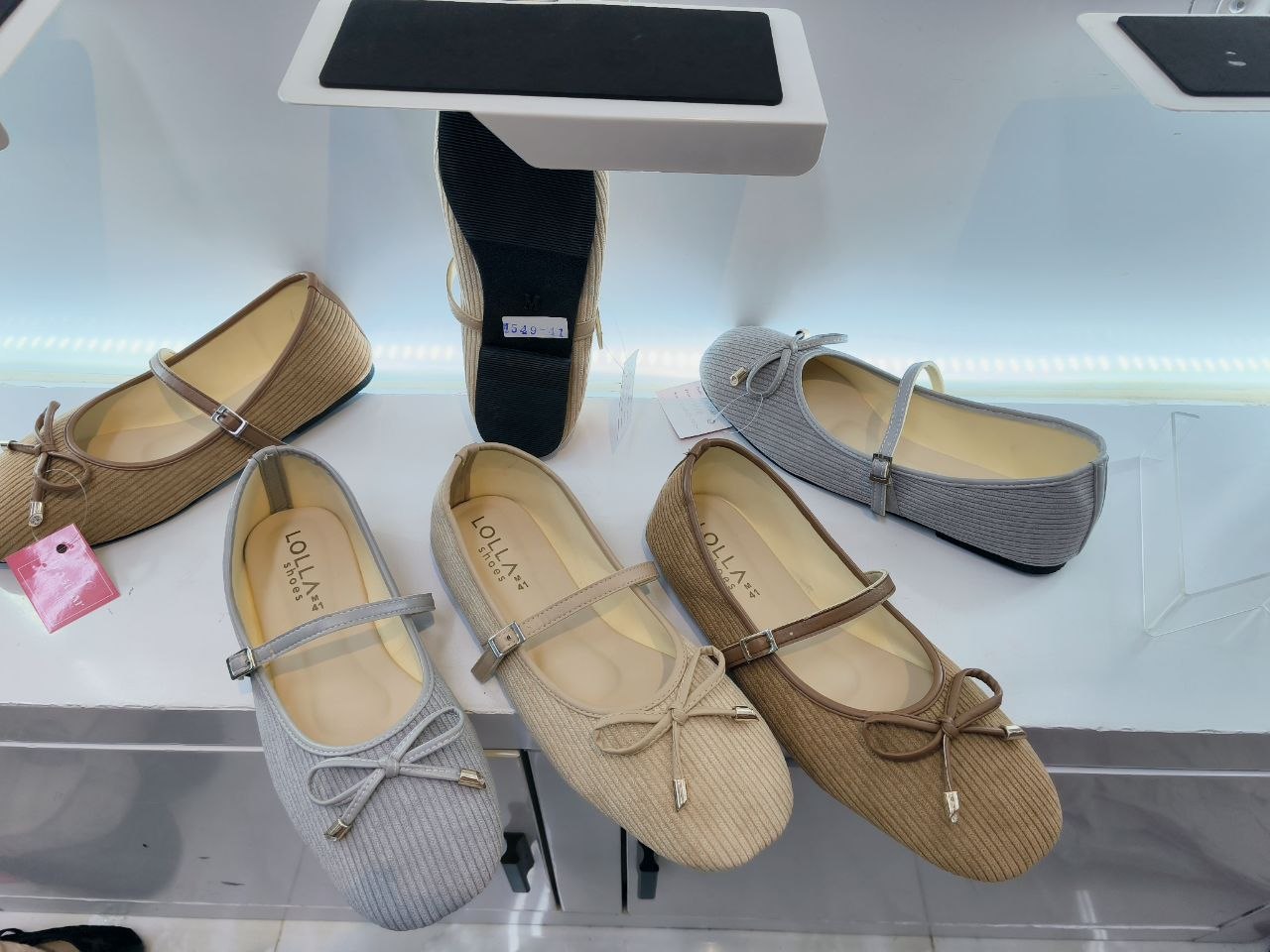 Lolla M549 / GG49 Corduroy Flat Shoe