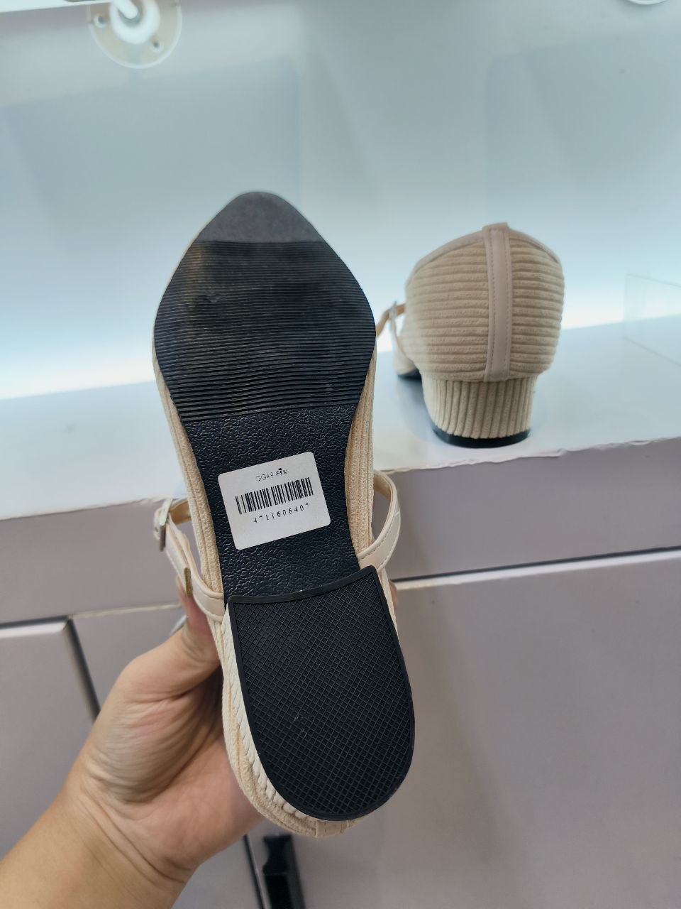Lolla M549 / GG49 Corduroy Flat Shoe - Image 13
