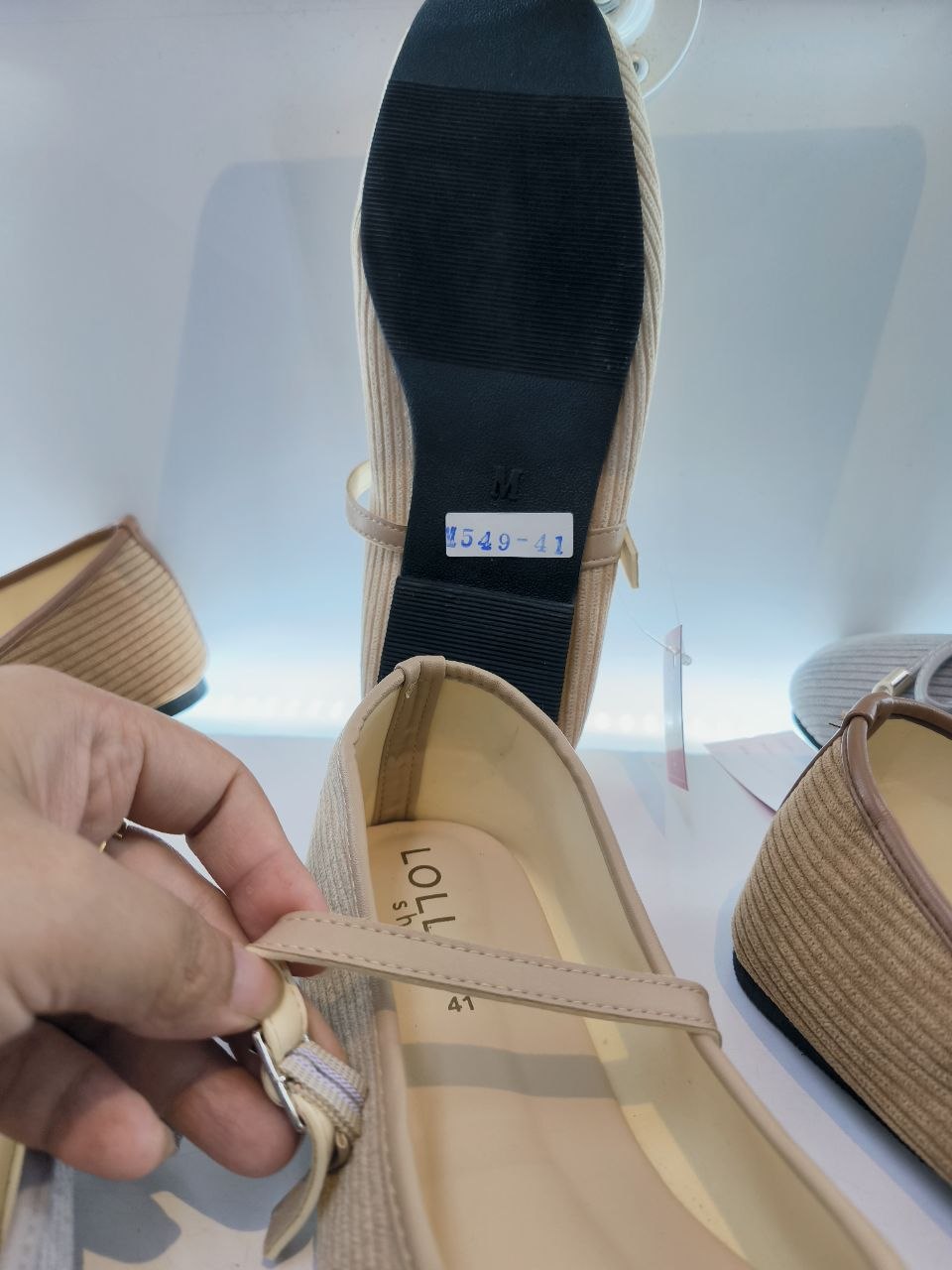 Lolla M549 / GG49 Corduroy Flat Shoe - Image 2