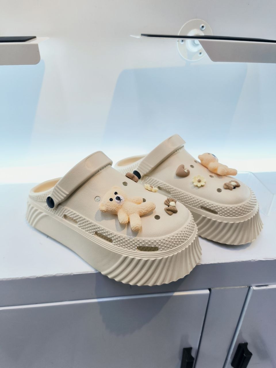 33-1095L Bear Cookie with mini heart - Image 2