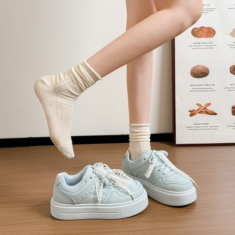 2026-8 All Plain Leather Sneaker with Lace - Image 2