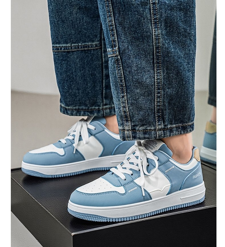 1189 2 Colour Boy Sneaker - Image 9